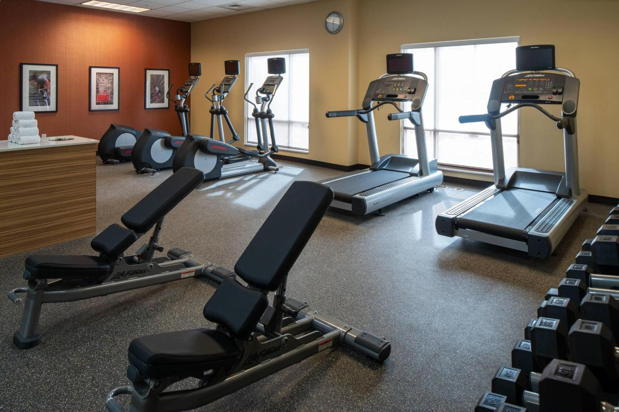 Towneplace By Marriott Suites Clarksville Extérieur photo